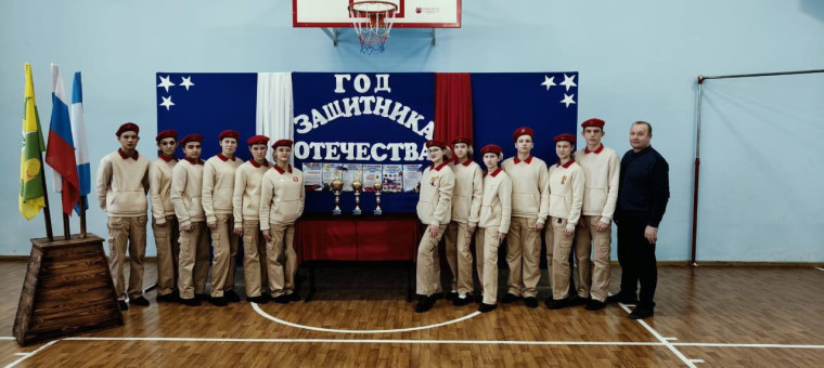 Окружной конкурс строя и песни «Служить России суждено тебе и мне».